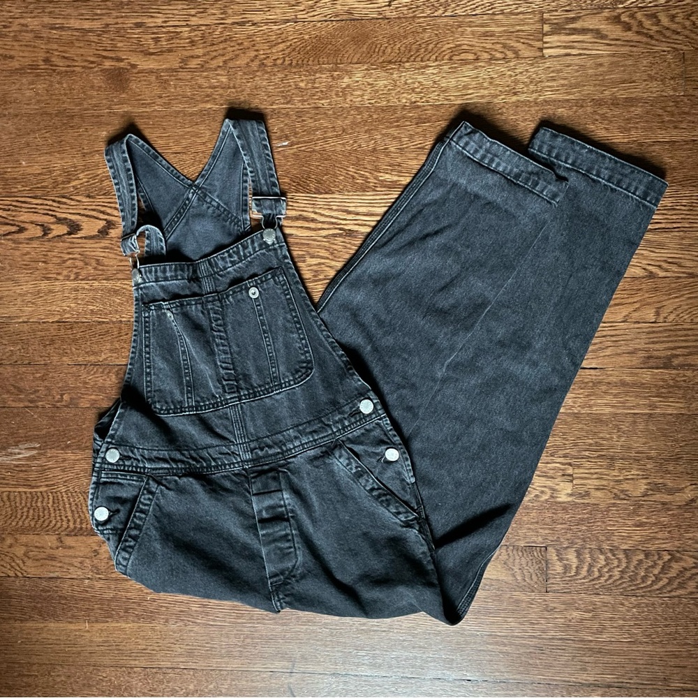 Free People Faded Black Denim Overalls Women’s 25